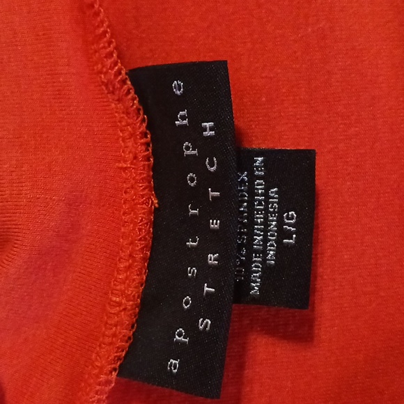 Apostrophe top - Picture 4 of 5